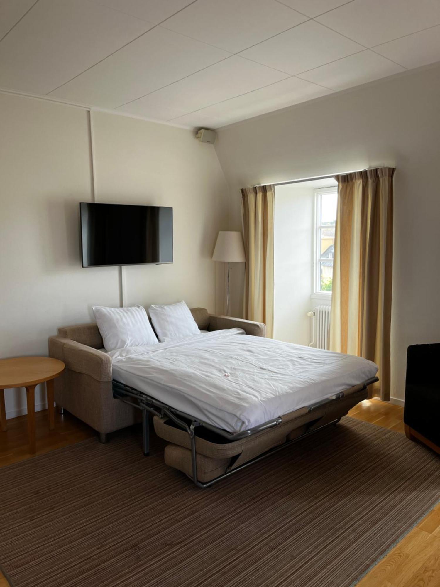 Hotel Bishops Arms Straengnaes Εξωτερικό φωτογραφία